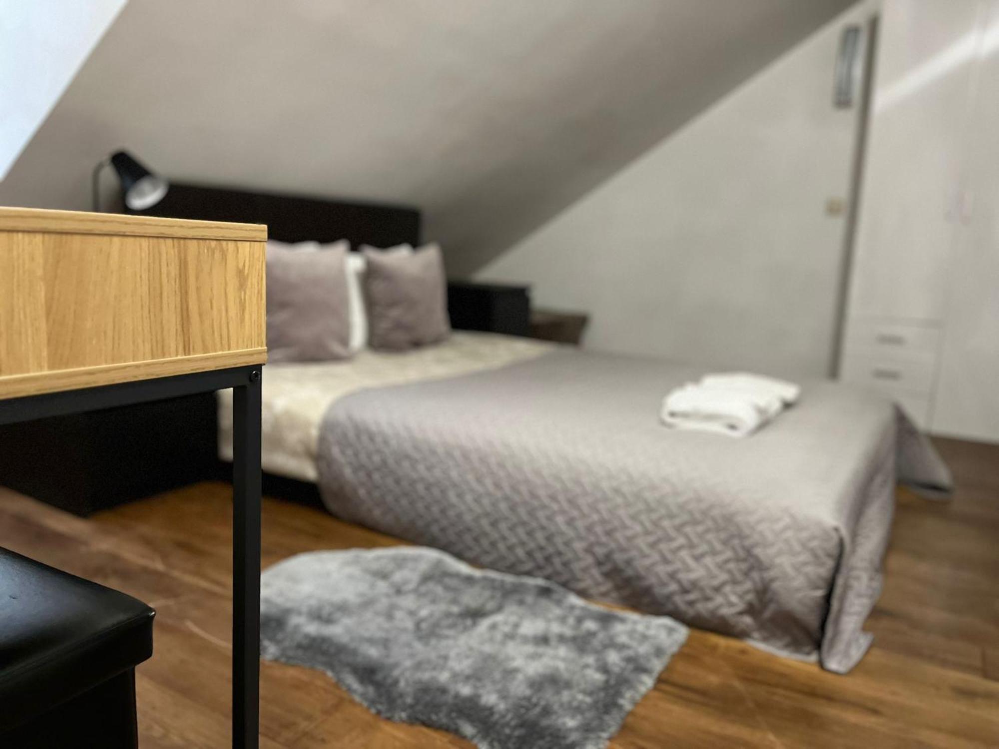Appartement Cozy 3 Story House In Old Town à Tallinn Extérieur photo